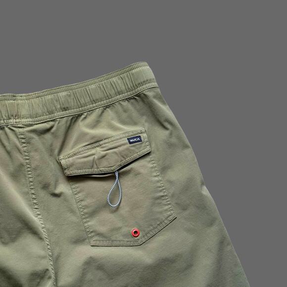 RVCA Mens Civic Hybrid Shorts Green Size XL GUC M2011RCH - Picture 6 of 9